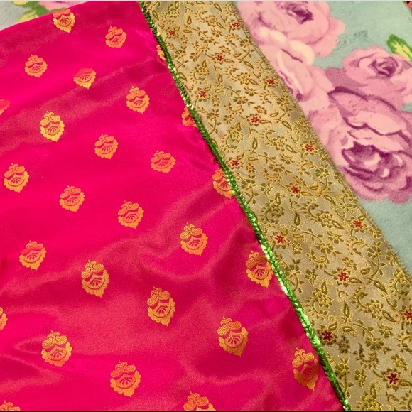 SOLD Vtg Pink Green Gold Brocade Jacquard Sequin Dress - Picture 4 of 9